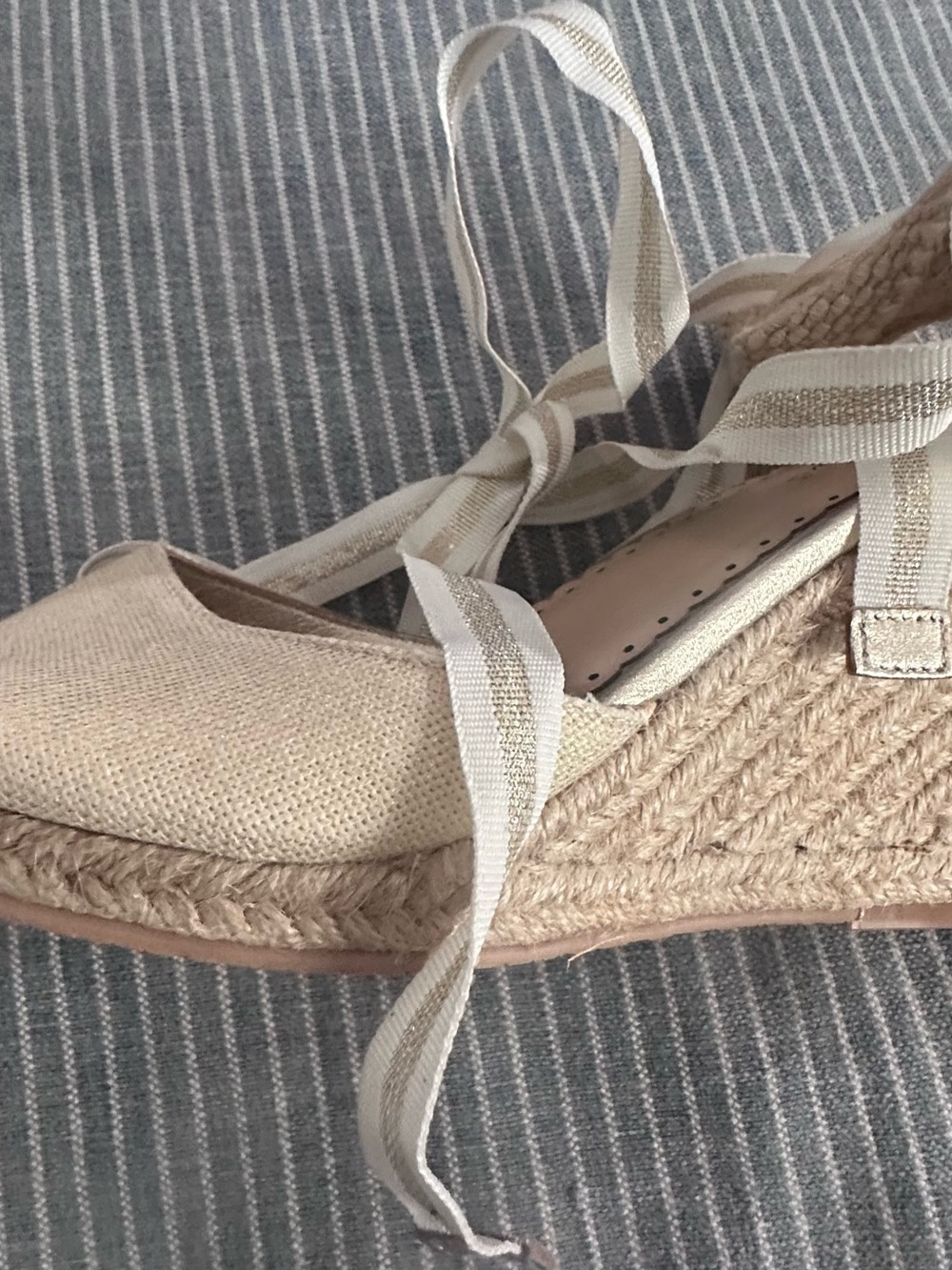 Lilly Pulitzer Neutral Beige Canvas Espadrille Wedge with Ribbon Ties